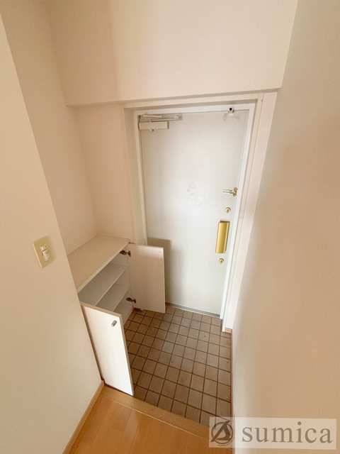 グランガーデン足代新町の玄関写真