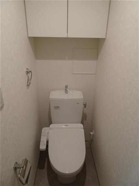 ＪＲ京浜東北線 東十条駅 徒歩3分 5階建 築5年のトイレ写真