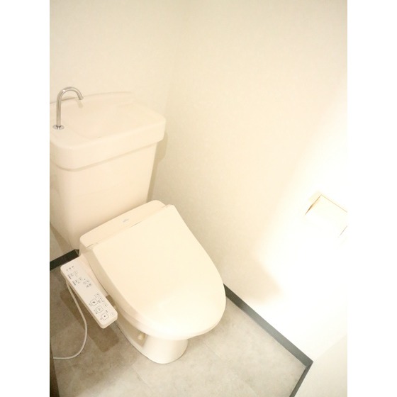 斎藤ビルのトイレ写真