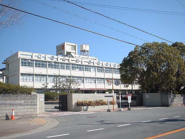 高校・高専　兵庫県立社高校（高校・高専）まで3549m
