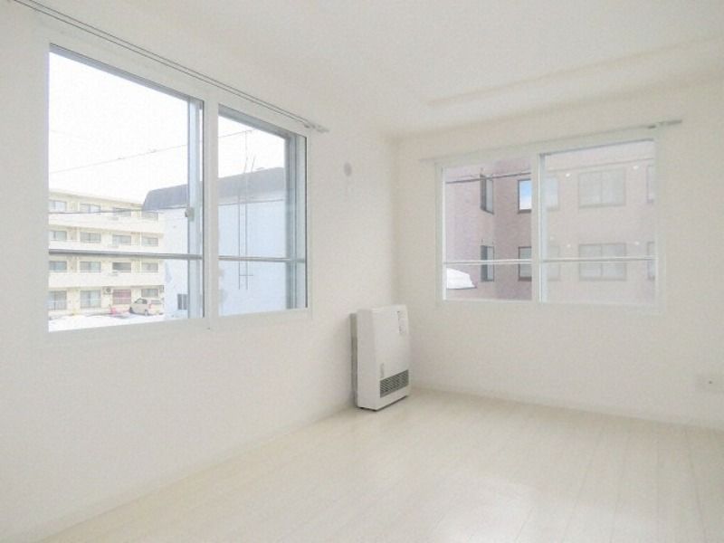 居室・リビング　退去予定の為同間取り反転タイプのお部屋写真です♪