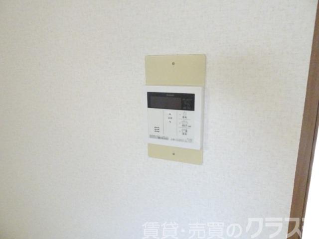その他設備　給湯リモコン