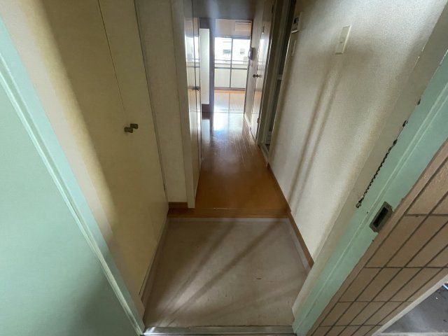 コートスプルースの玄関写真