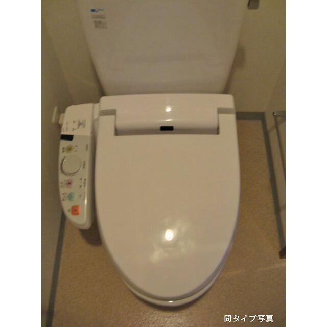 コンフォリア下北沢のトイレ写真