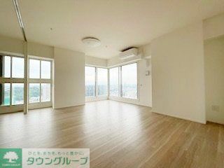 居室・リビング　★お問い合わせはタウンハウジング聖蹟桜ヶ丘店まで★