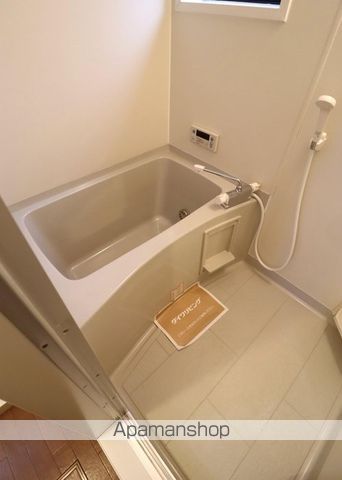 リビングタウン西崎 A棟の風呂写真