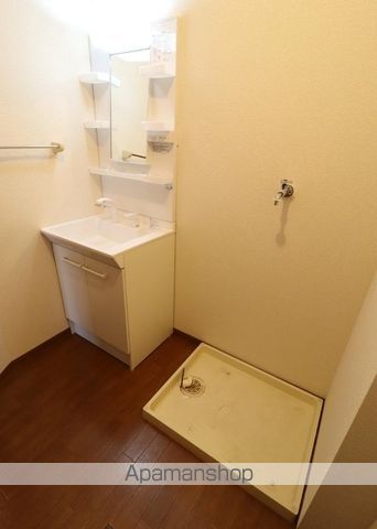 リビングタウン西崎 A棟の内装写真