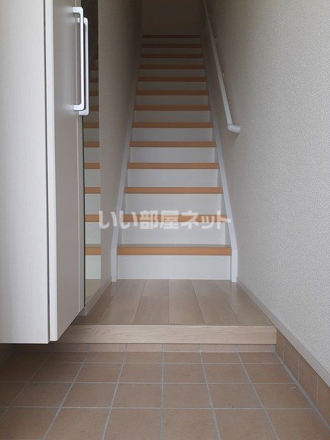 ＪＲ東海道本線 静岡駅 バス乗車時間：19分 最寄りバス停で下車 徒歩3分 2階建 築3年のその他写真
