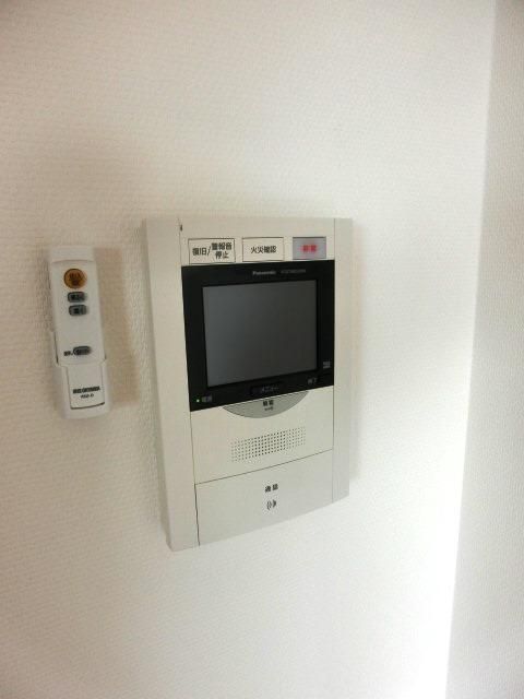 セキュリティ　モニター付きインターホン