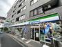 コンビニ　ファミリーマート今井南町店（コンビニ）まで395m