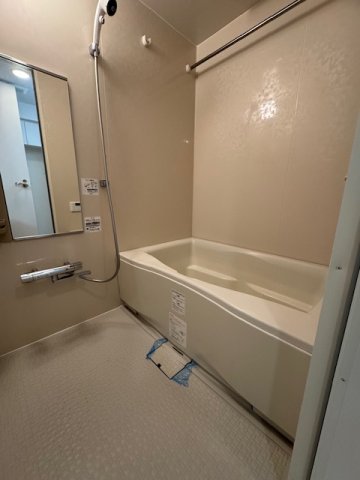 バス・シャワールーム　別部屋参考写真