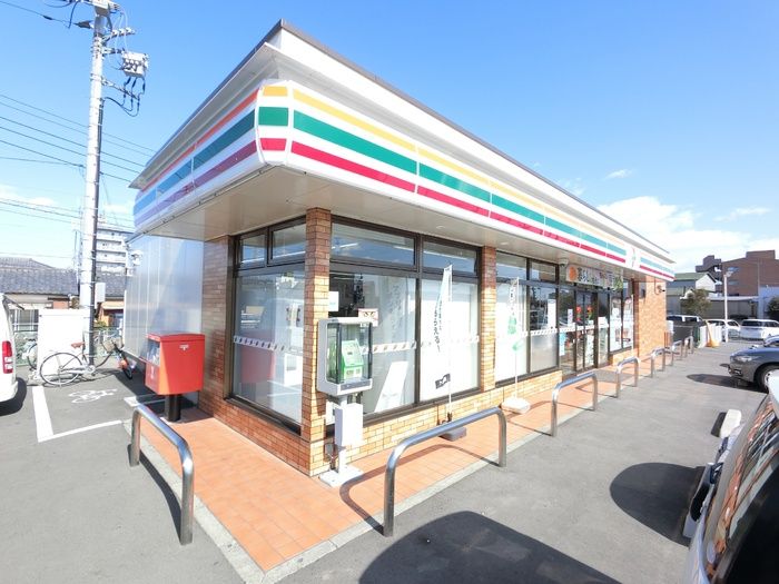 モデルナ江木の周辺写真