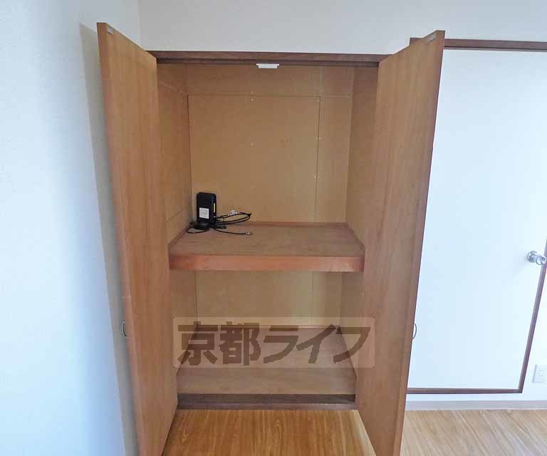収納　奥行きのある収納です。