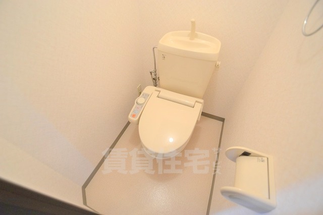 ローズコーポ西中島のトイレ写真