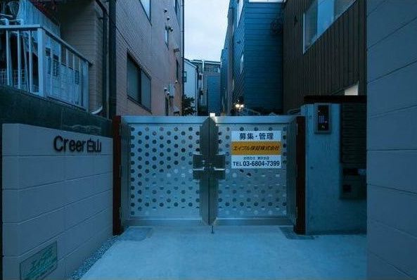 エントランス　Creer白山