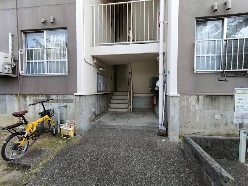 伊丹鴻池 1号棟の外観写真