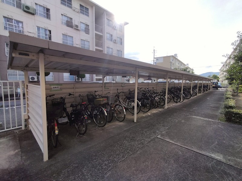 伊丹鴻池 1号棟の外観写真