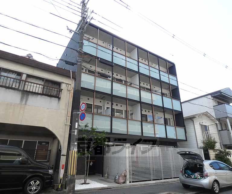 EN 伏見稲荷の外観写真
