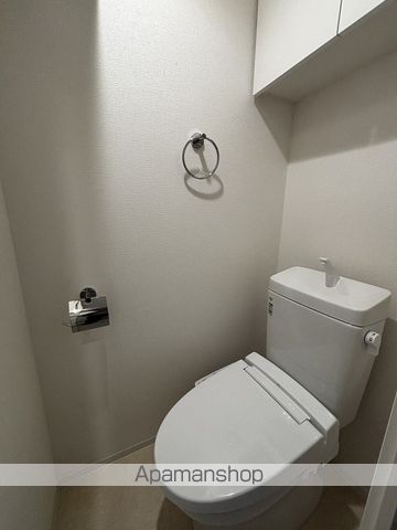 地下鉄御堂筋線 東三国駅 徒歩8分 14階建 築1年のトイレ写真