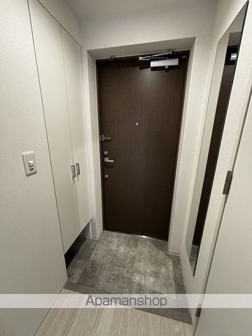 地下鉄御堂筋線 東三国駅 徒歩8分 14階建 築1年の玄関写真