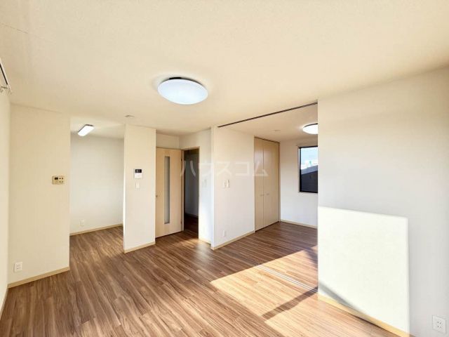 ＪＲ飯田線 下地駅 徒歩18分 2階建 築22年の居間写真
