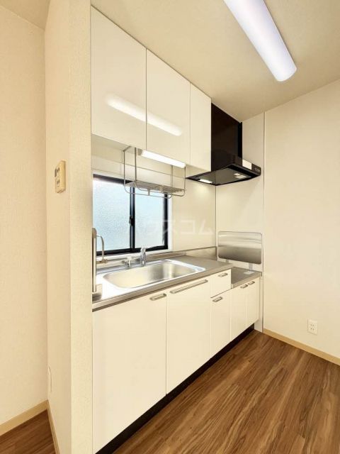 ＪＲ飯田線 下地駅 徒歩18分 2階建 築22年のキッチン写真