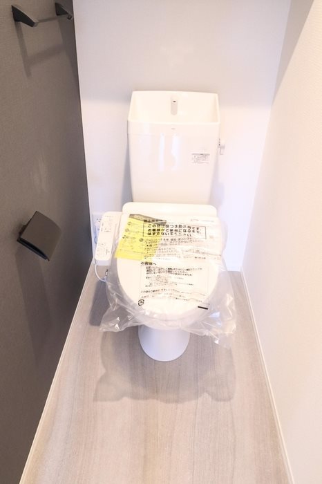 ＪＲ鹿児島本線 広木駅 徒歩24分 3階建 築4年のトイレ写真