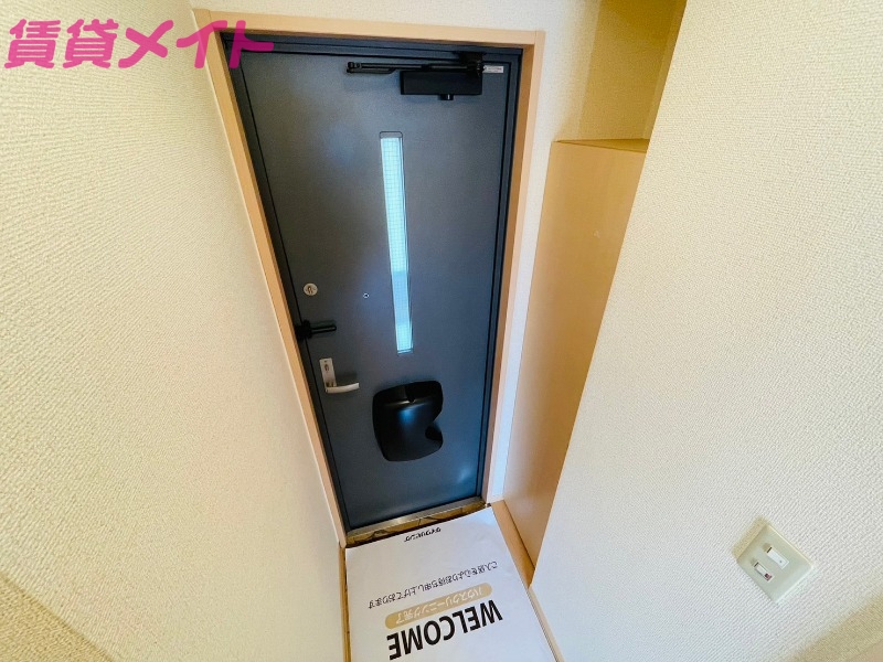 モナリエ三宅の玄関写真