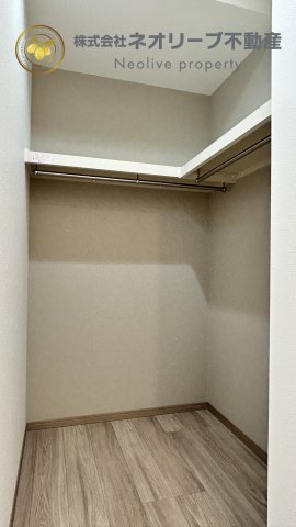 収納　※同型物件参考写真（内装カラーは異なります）