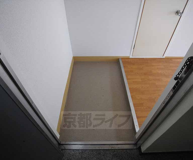 玄関　段差のない玄関です。