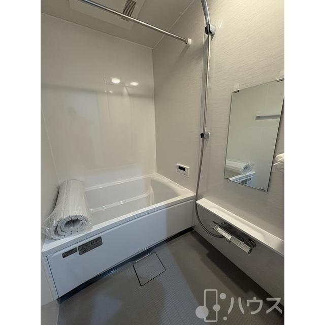 バス・シャワールーム　一日のお疲れをお取りください。