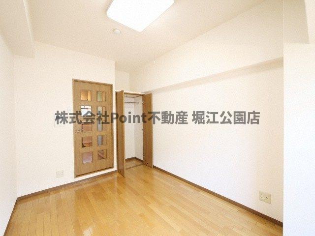 地下鉄長堀鶴見緑地線 西長堀駅 徒歩3分 12階建 築29年の居間写真
