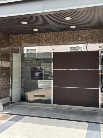 地下鉄七隈線 薬院大通駅 徒歩5分 15階建 築16年の外観写真
