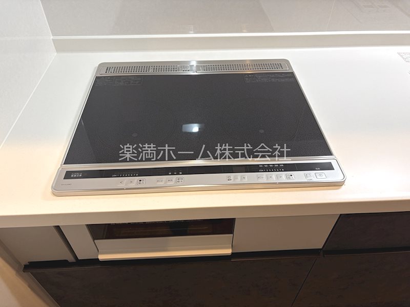 その他　3口IHクッキングヒーター♪