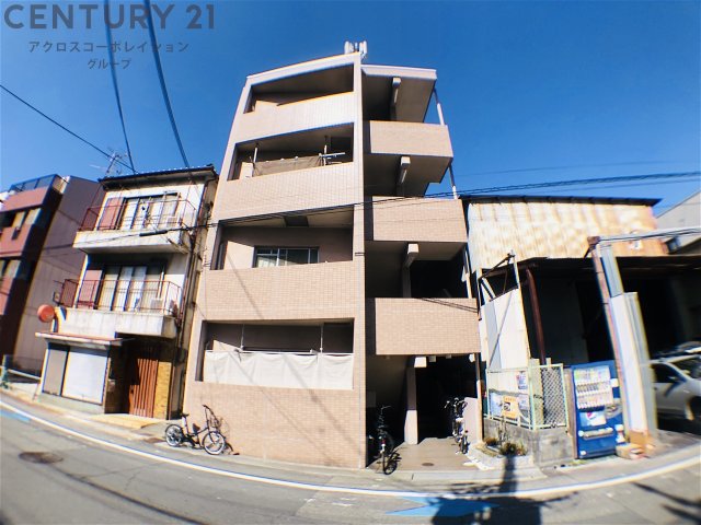 建物外観　モニター付きインターホンで安心です♪