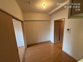 その他部屋・スペース　フローリングの室内