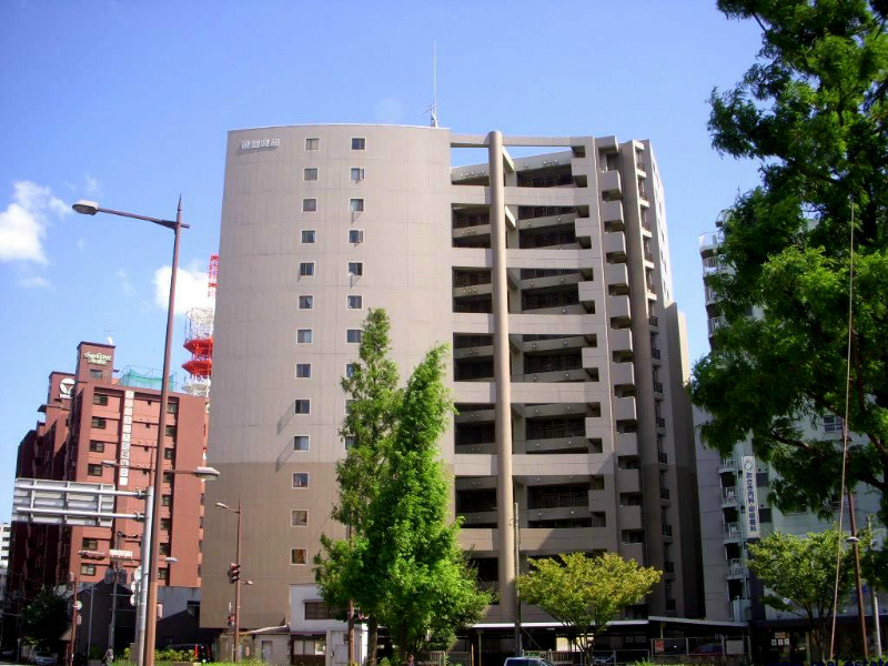 オールセインツの外観写真