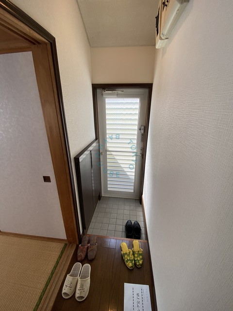 玄関　※参考写真。現況優先