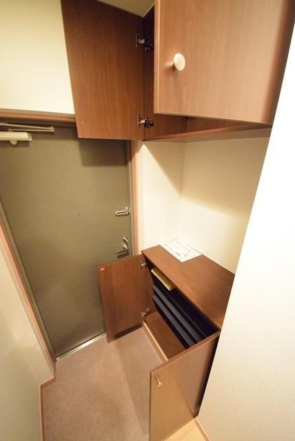 玄関　★同タイプ参考写真★