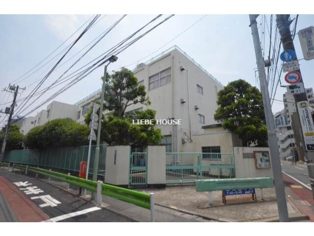 小学校　蒲田小学校（小学校）まで375m