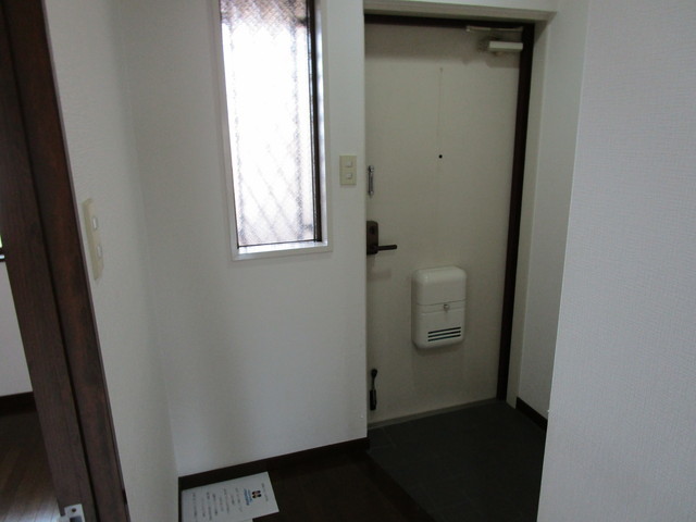 三宝マンションの玄関写真
