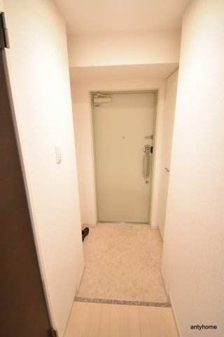 フィールドイン新大阪の玄関写真