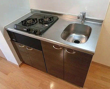 キッチン　別部屋の画像を使用しております。