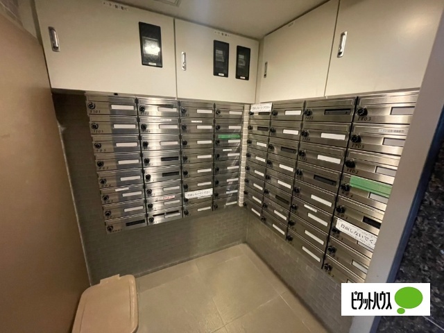 駐車場　ゴミステーション