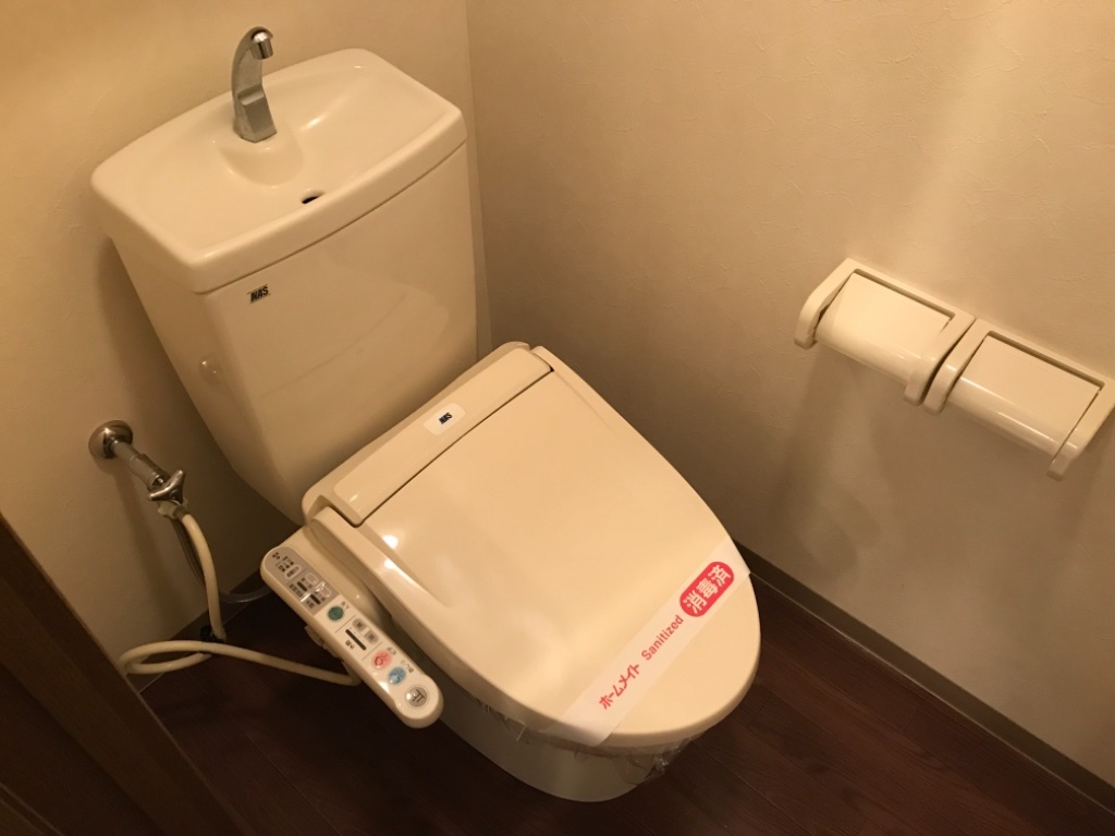 名鉄広見線 明智駅 徒歩4分 2階建 築19年のトイレ写真
