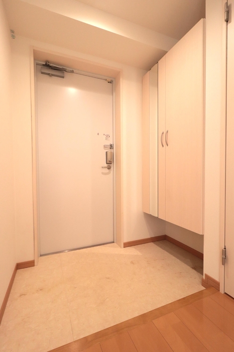 玄関　シューズボックス（トールタイプ）