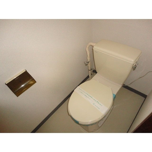 コーポカミニートCのトイレ写真