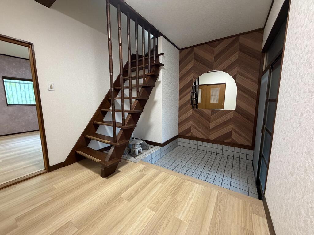 玄関　広々とした玄関