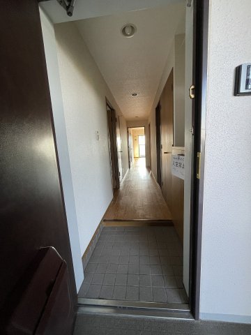 玄関　別のお部屋の写真です。
