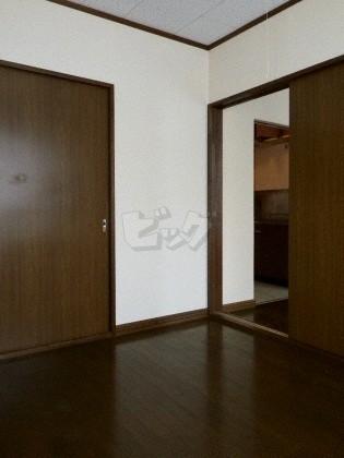 その他設備　壁面が多く家具の配置のしやすいお部屋です